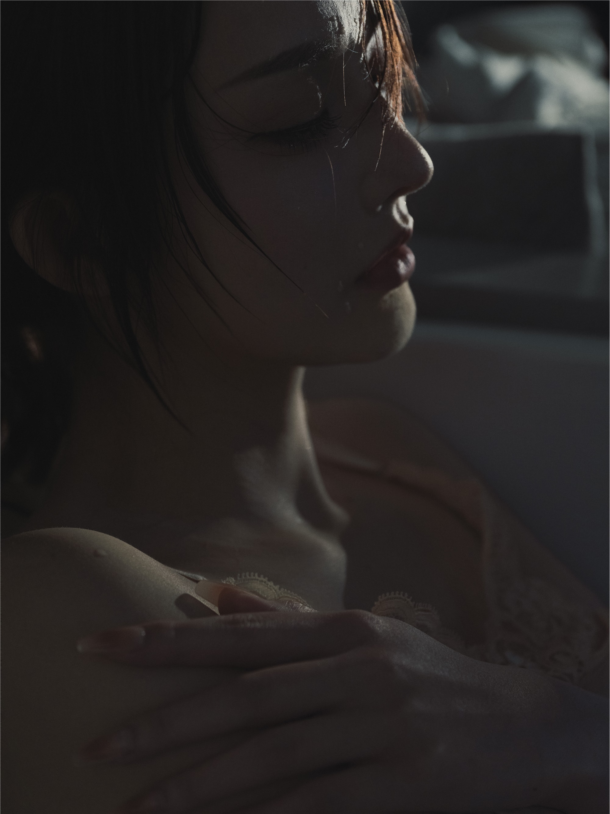 YITUYU艺图语 2025.01.15 转身离别 文文子